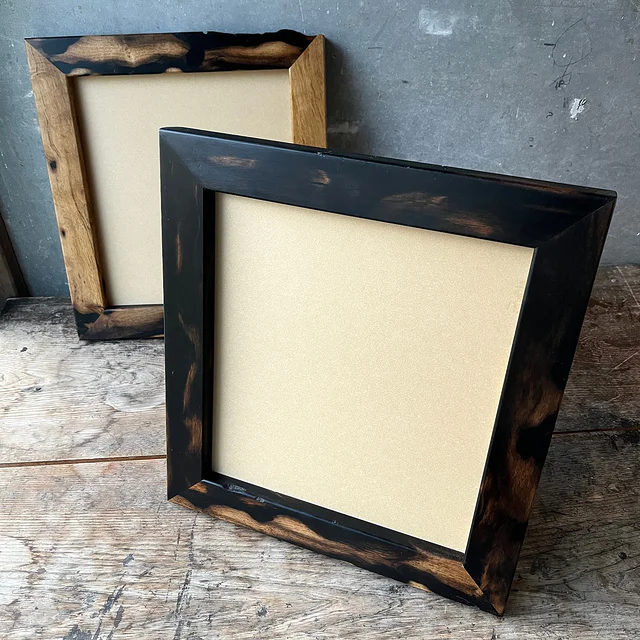 wood is cool
お客様お持込み材。非常に希少な黒柿の特注額縁フレーム350x310
#黒柿
#額縁
#フレーム
#flame
#額装
#木工
#木製 
#woodworking
#zukoushitu