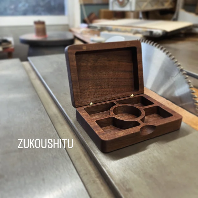 wood is cool
#フライフィッシング
#毛針箱
#zukoushitu
#木箱
#木の箱
#木の器
#木製
#木工
#woodworking
#小箱